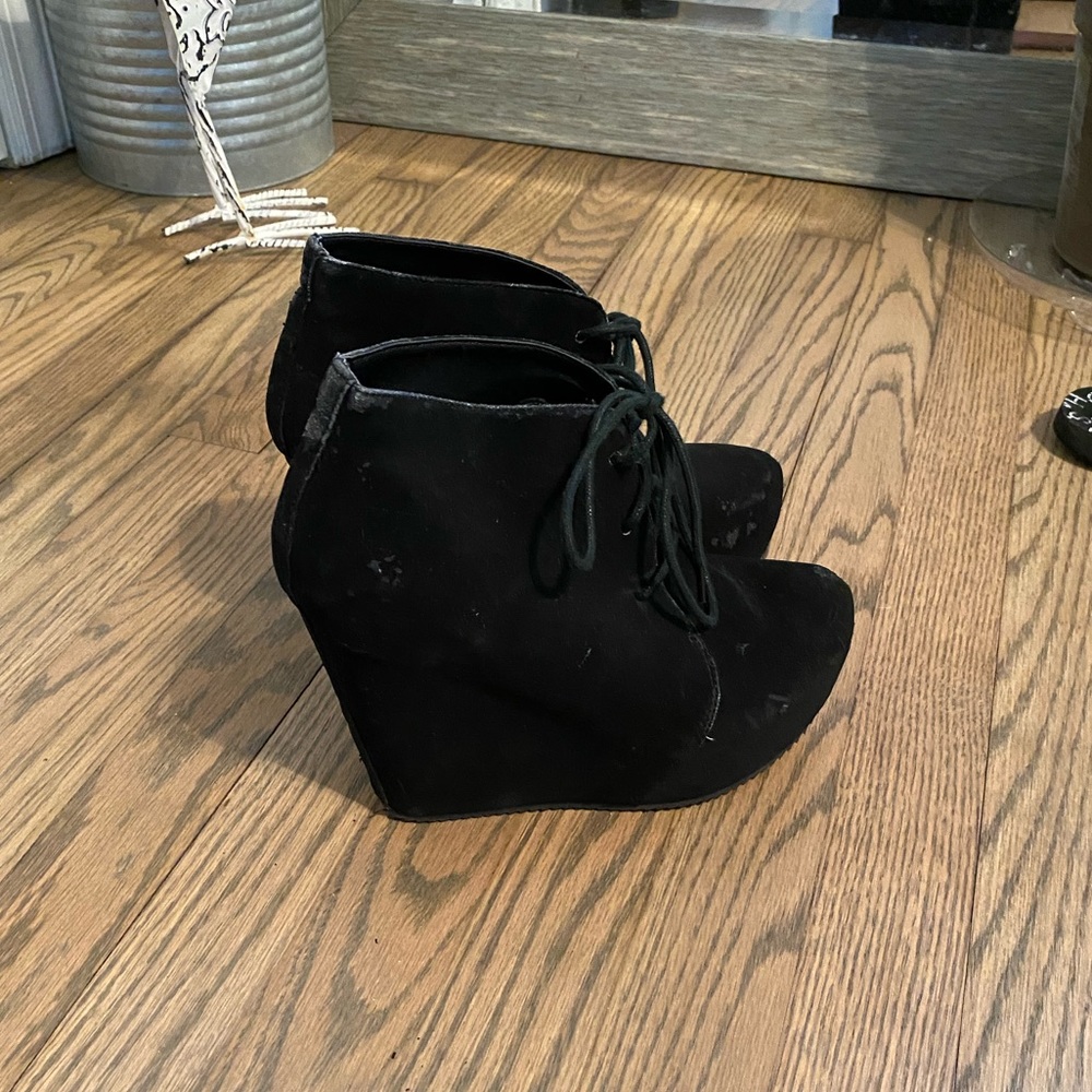 Black Elle Wedges size 8